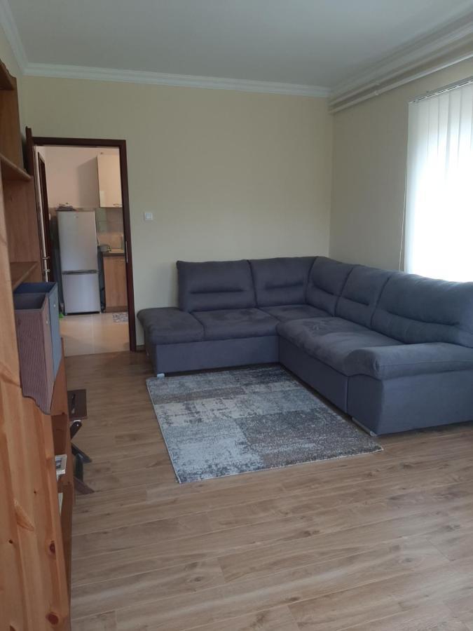 Megyeri Apartman Pócsmegyer 외부 사진