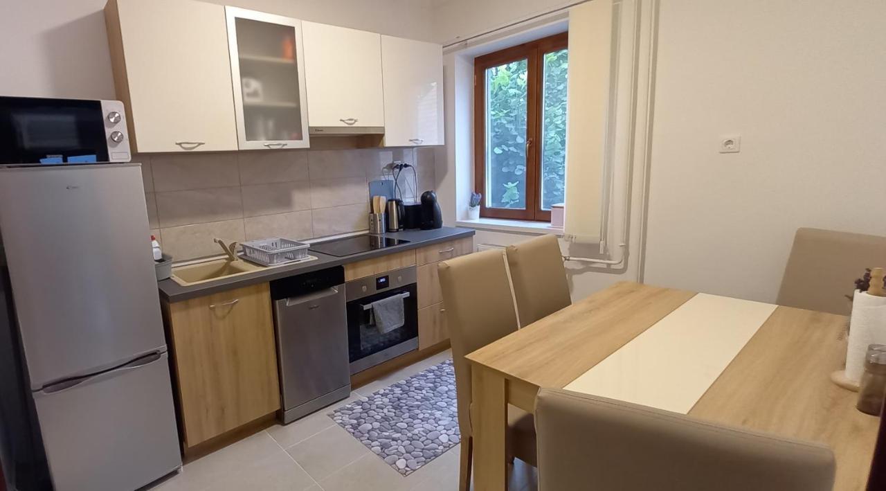 Megyeri Apartman Pócsmegyer 외부 사진
