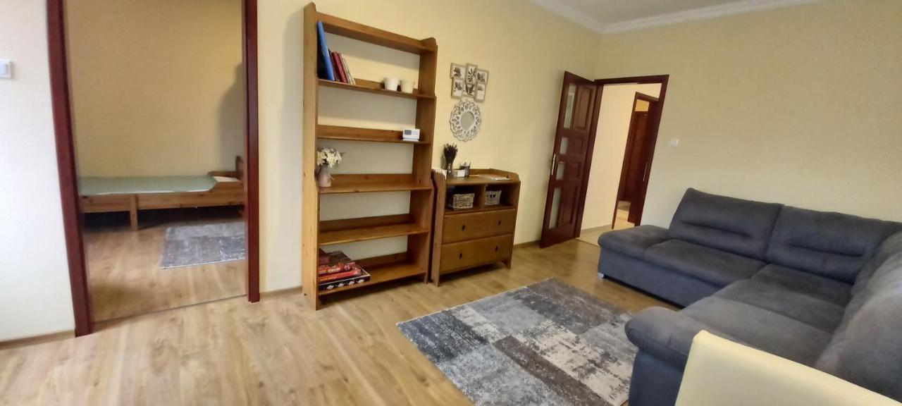 Megyeri Apartman Pócsmegyer 외부 사진